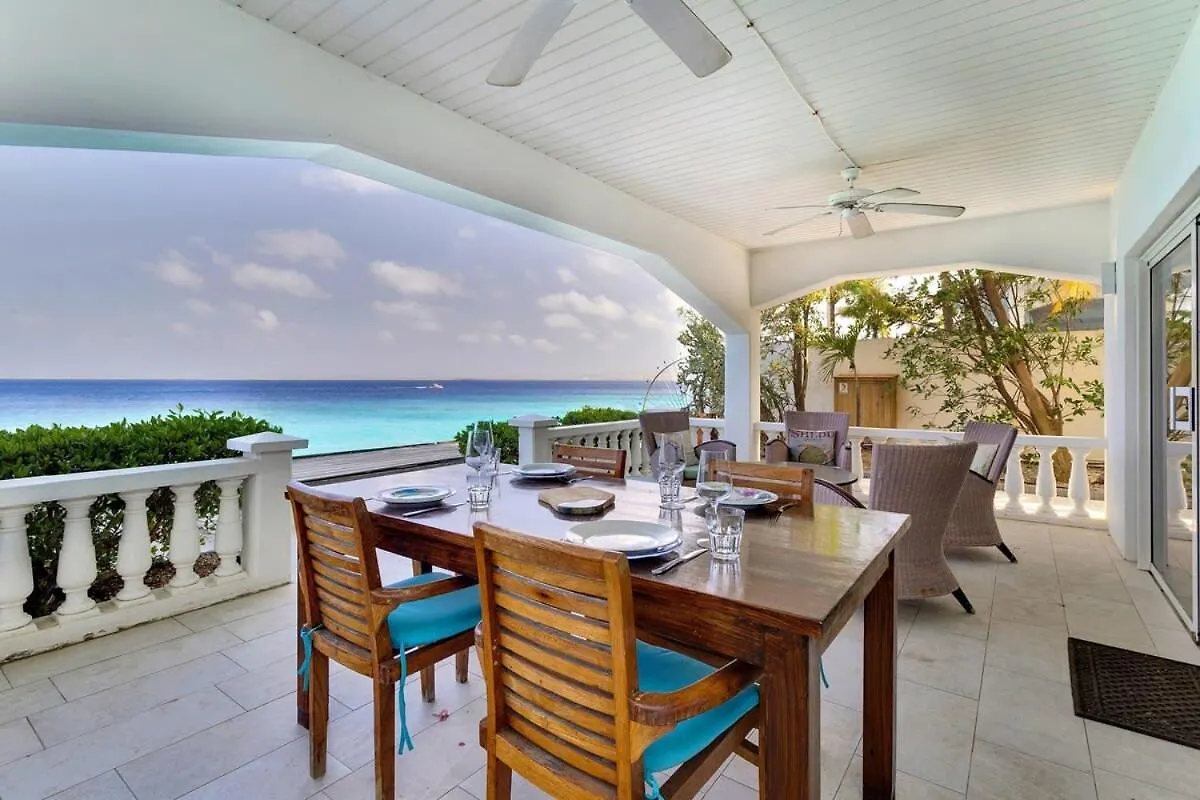 Belmar Oceanfront Apartment 1 Divers Paradise Kralendijk